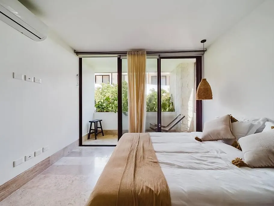 Omara 306 Luxe 2 Bdr Apartment Pooltable Great Pool Tulum 0*,  Mexiko